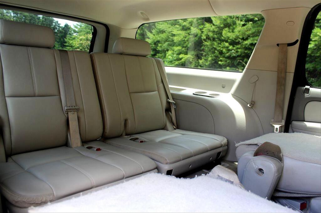 2014 Chevrolet Suburban LT 1500 photo