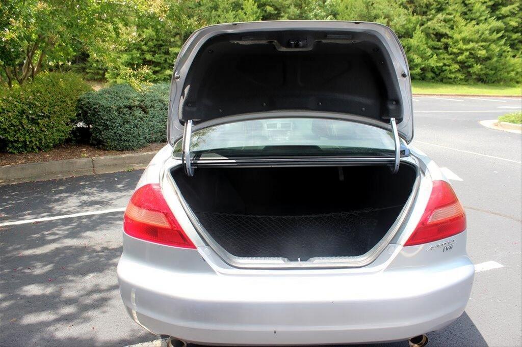 2005 Honda Accord - $7,595