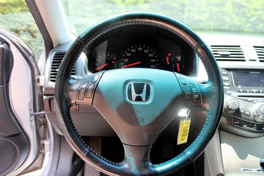 2005 Honda Accord - $7,595