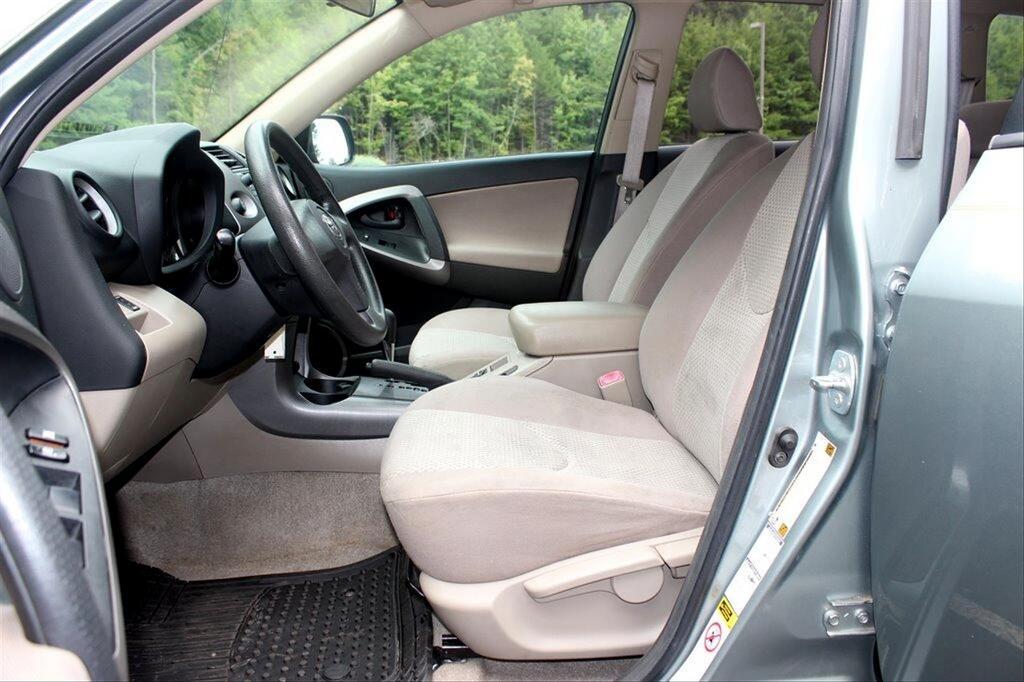 2007 Toyota RAV4 photo