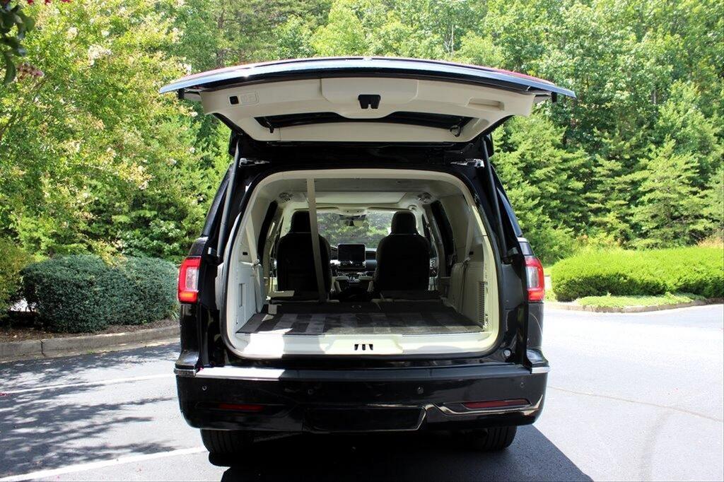 2020 Lincoln Navigator - $80,595