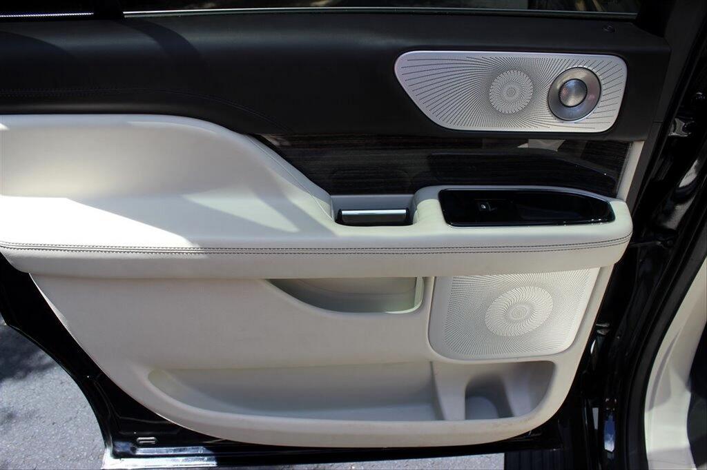 2020 Lincoln Navigator - $80,595
