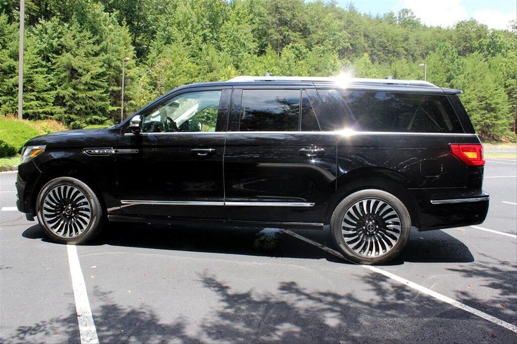 2020 Lincoln Navigator - $80,595