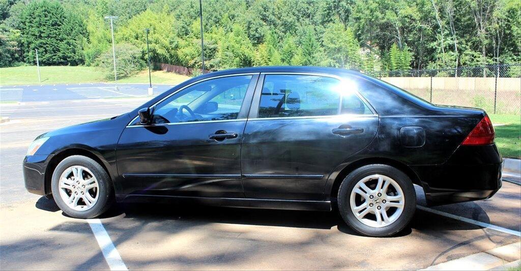 2007 Honda Accord - $10,595