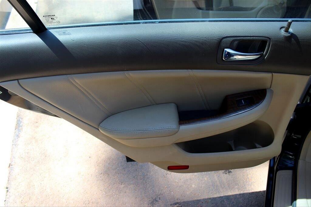2007 Honda Accord - $10,595