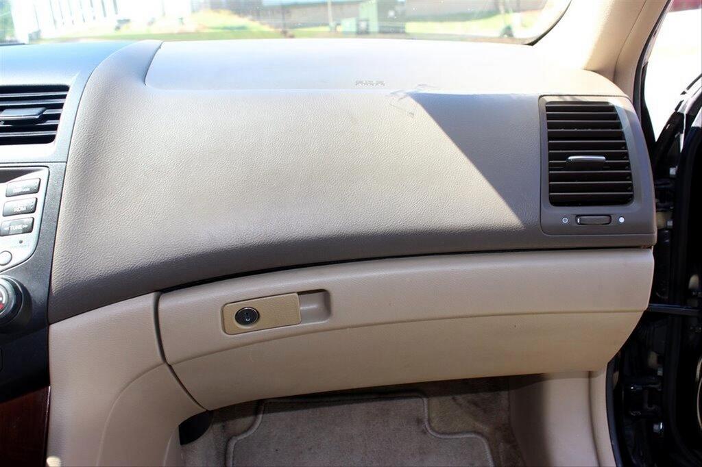 2007 Honda Accord - $10,595