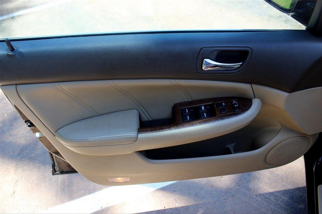 2007 Honda Accord - $10,595