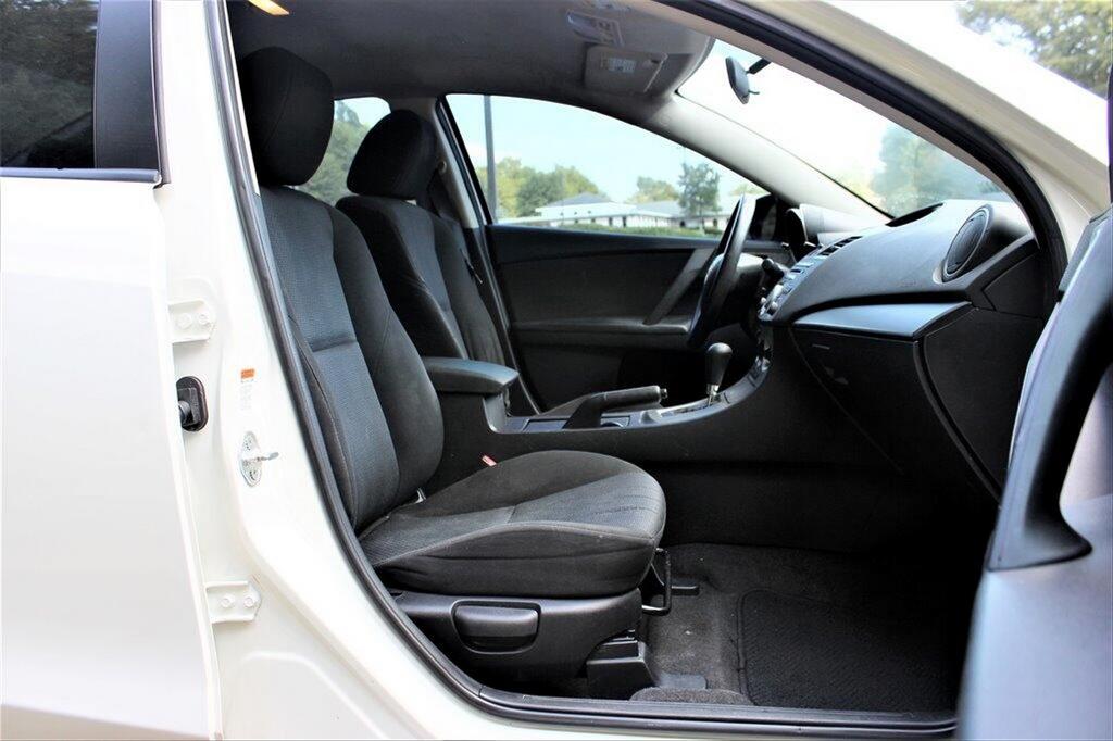 2010 MAZDA MAZDA3 - $6,995