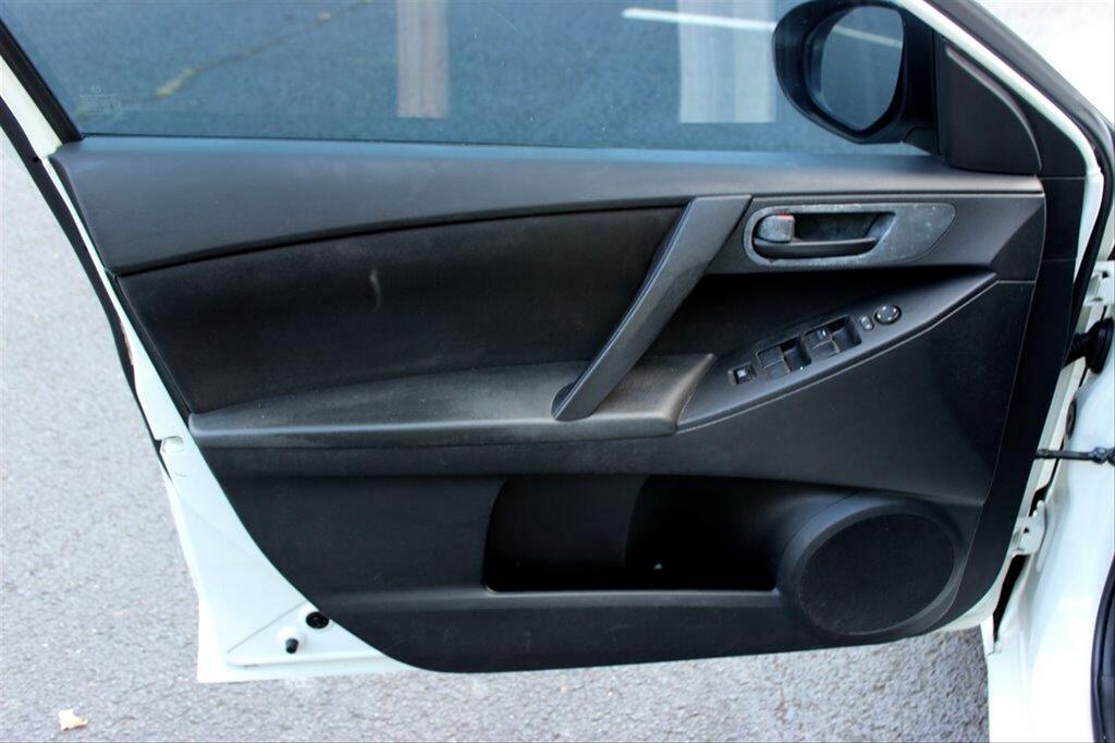 2010 MAZDA MAZDA3 - $6,995