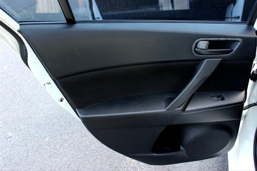 2010 MAZDA MAZDA3 - $6,995