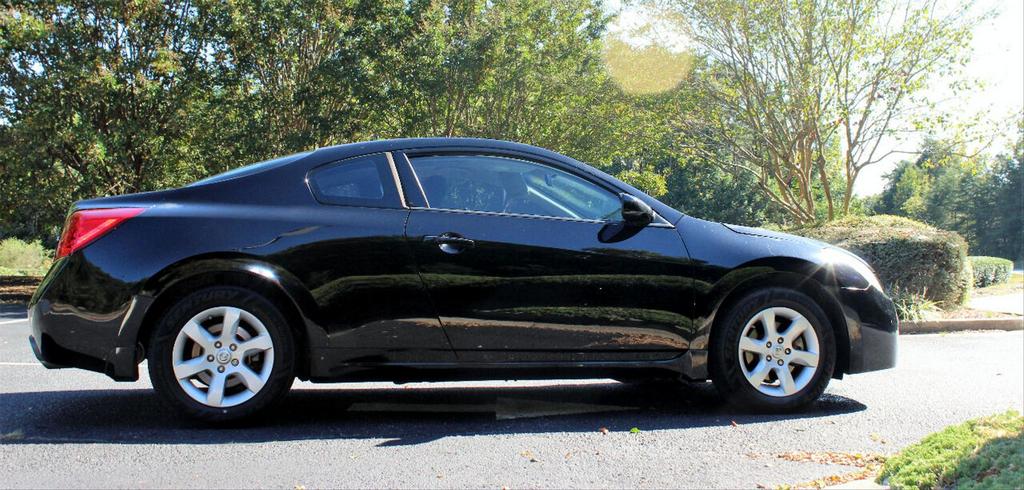2009 Nissan Altima - $7,995