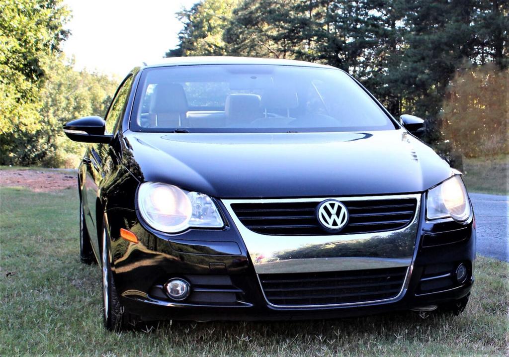 2010 Volkswagen Eos - $9,595