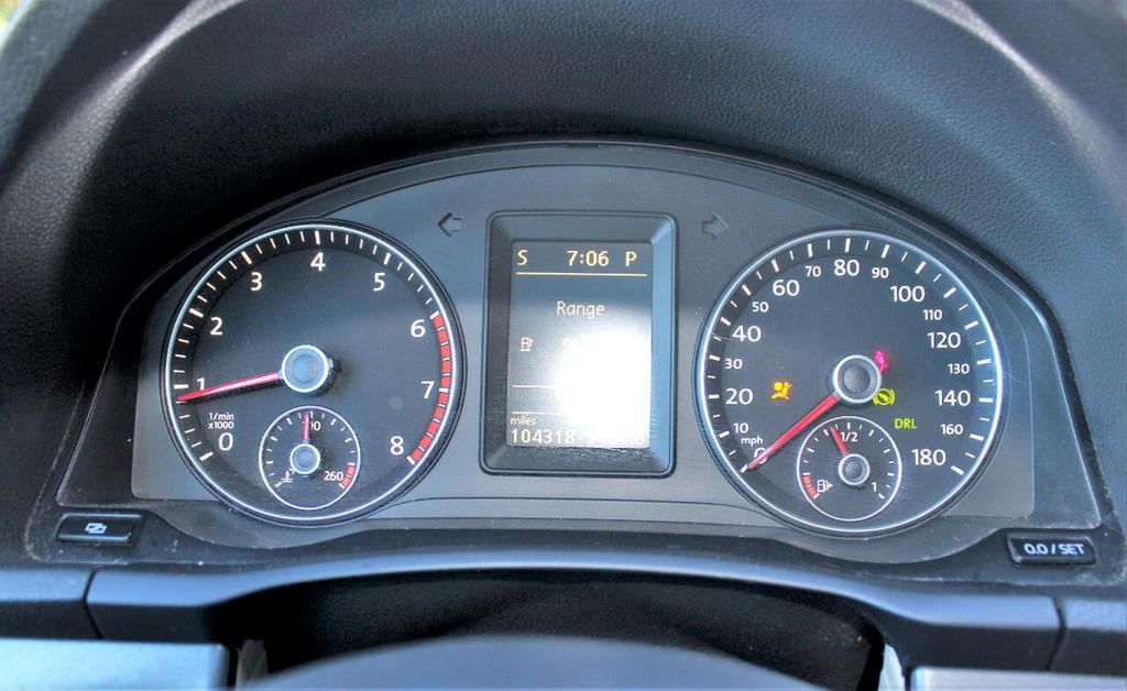 2010 Volkswagen Eos - $9,595