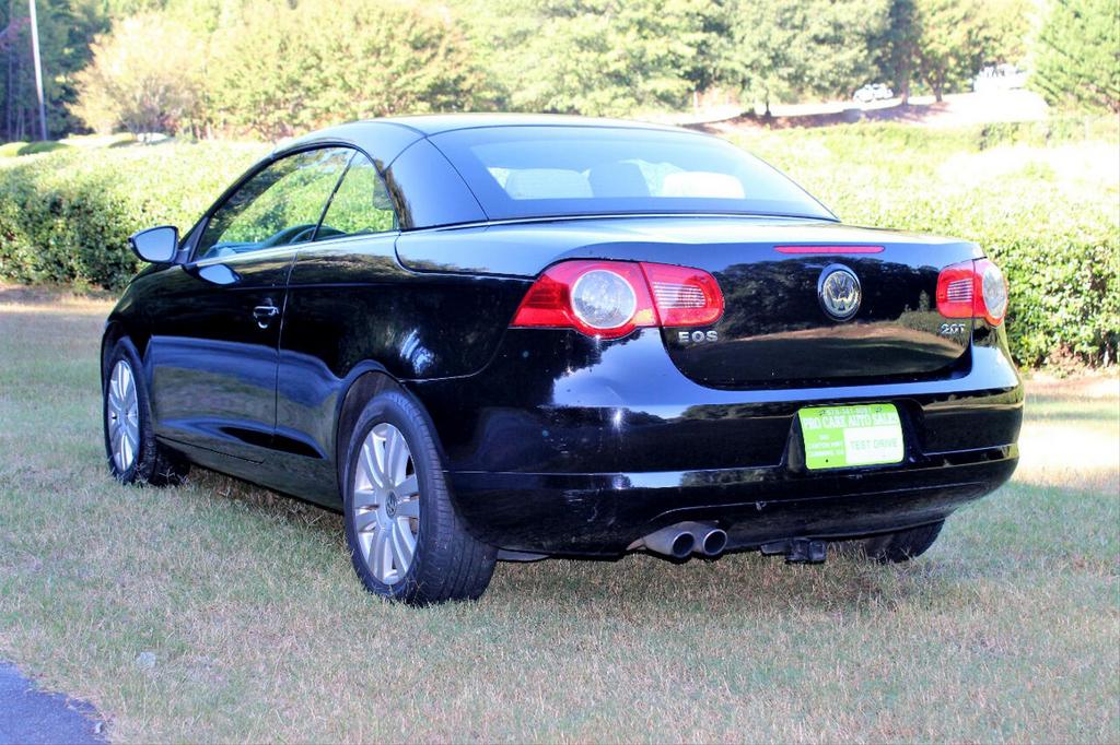 2010 Volkswagen Eos - $9,595