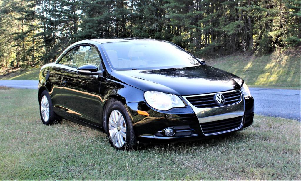 2010 Volkswagen Eos - $9,595