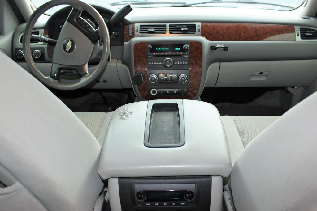2007 Chevrolet Avalanche - $10,995