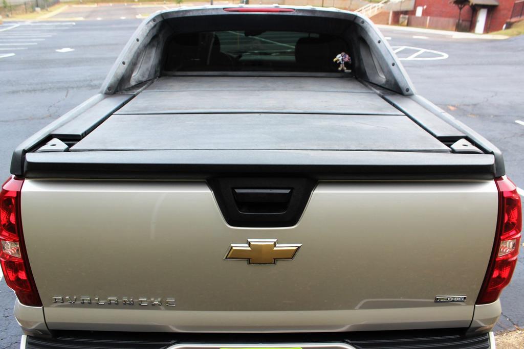 2007 Chevrolet Avalanche - $10,995