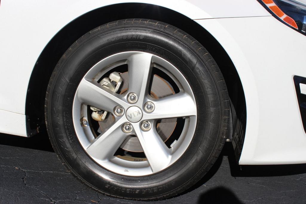 2015 Kia Optima LX photo