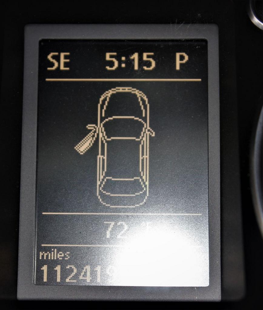 2012 Volkswagen CC - $9,595