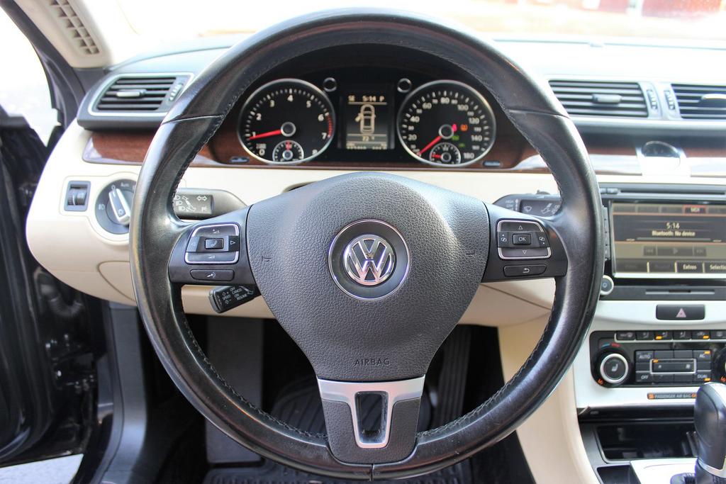 2012 Volkswagen CC Lux PZEV photo