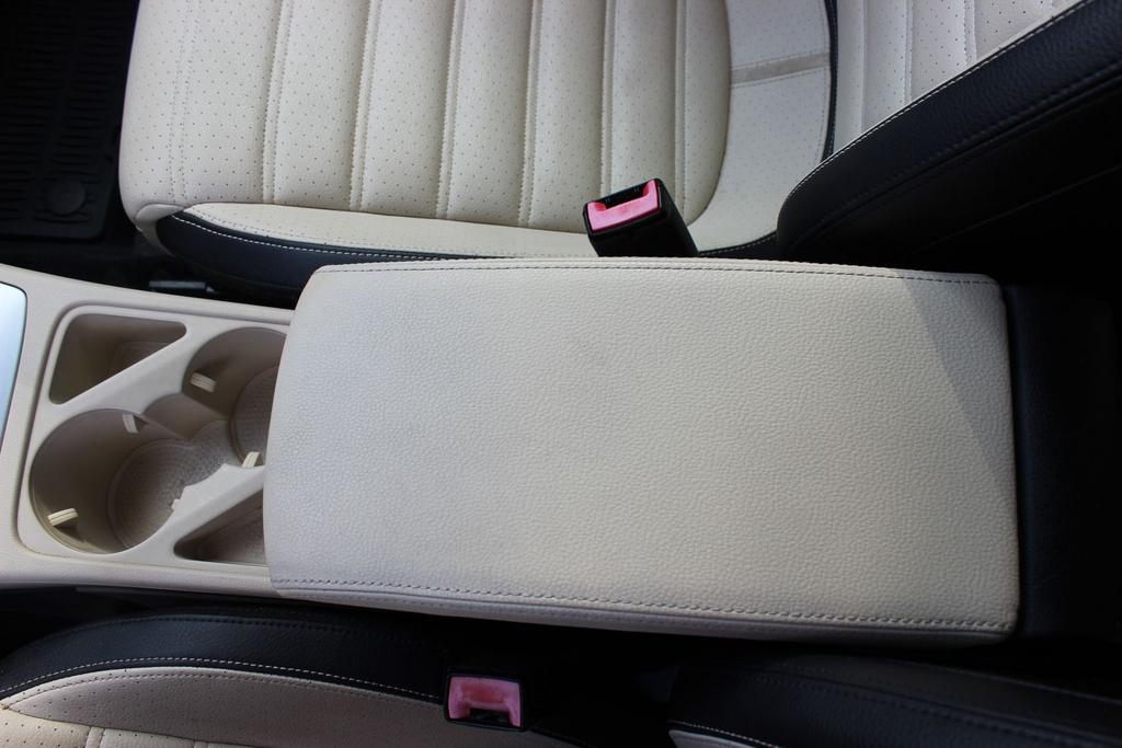 2012 Volkswagen CC - $9,595
