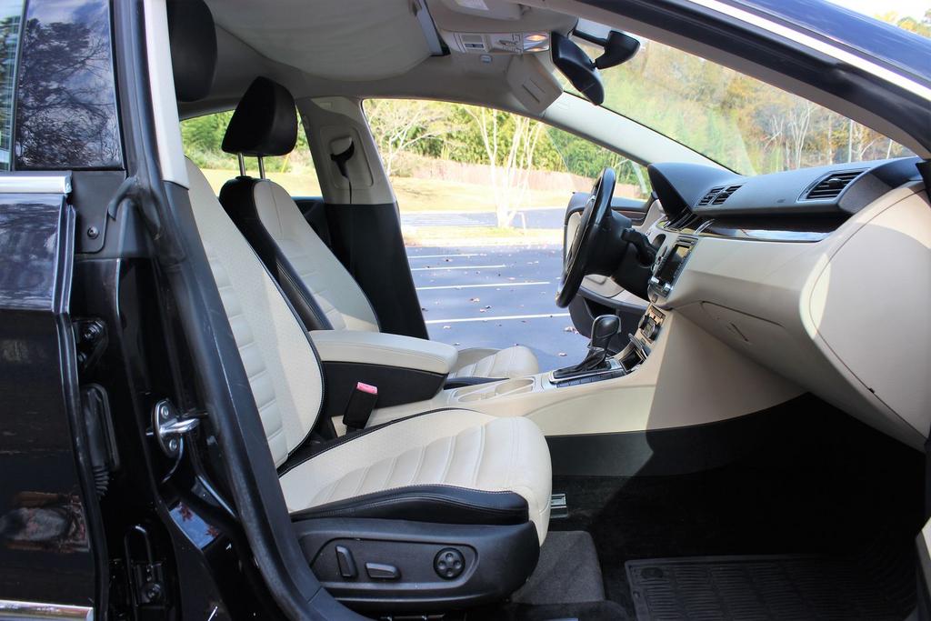 2012 Volkswagen CC - $9,595