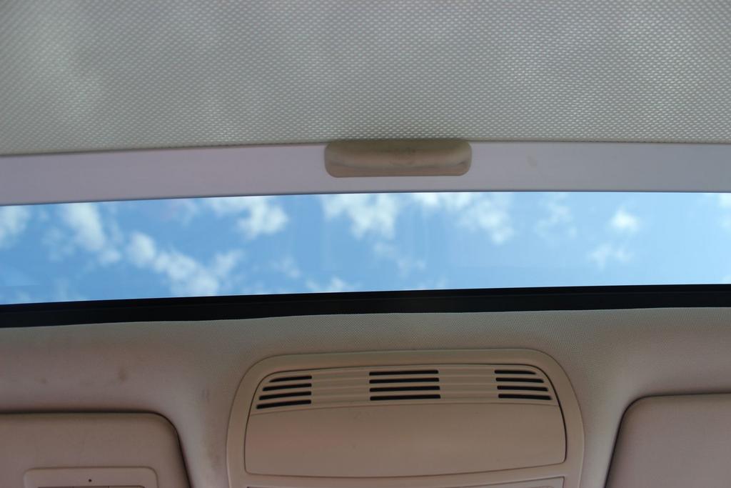 2012 Volkswagen CC - $9,595