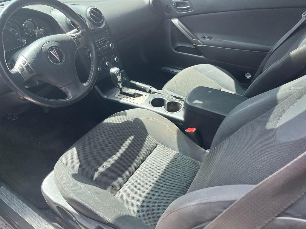 2009 Pontiac G6 - $2,750