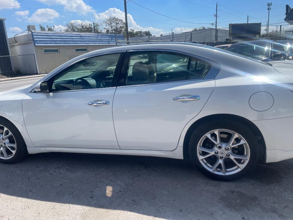 2012 Nissan Maxima 3.5 S photo