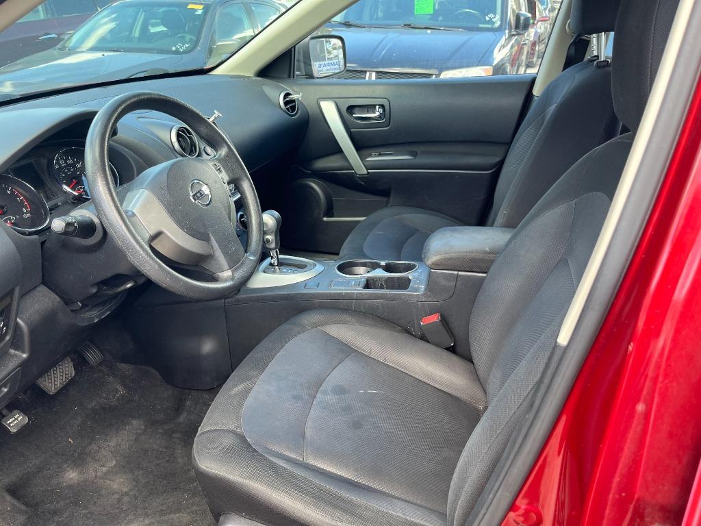 2013 Nissan Rogue - $2,850