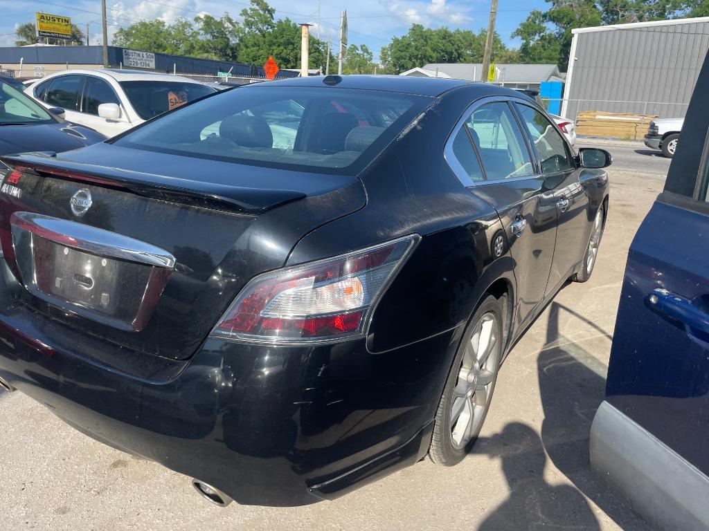 2012 Nissan Maxima 3.5 S photo