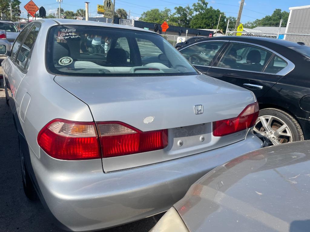 2000 Honda Accord LX photo