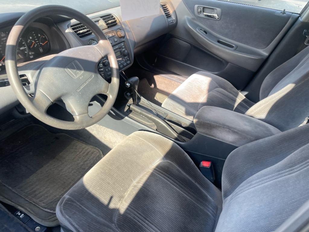 2000 Honda Accord LX photo