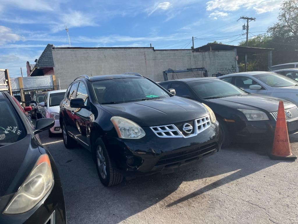 2011 Nissan Rogue - $2,250