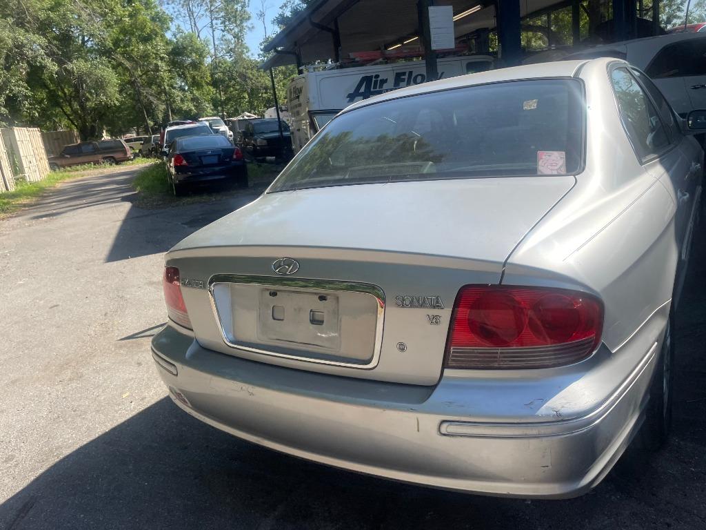 2004 Hyundai Sonata LX photo