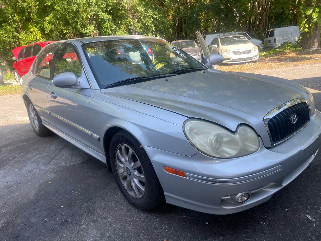 2004 Hyundai Sonata LX photo