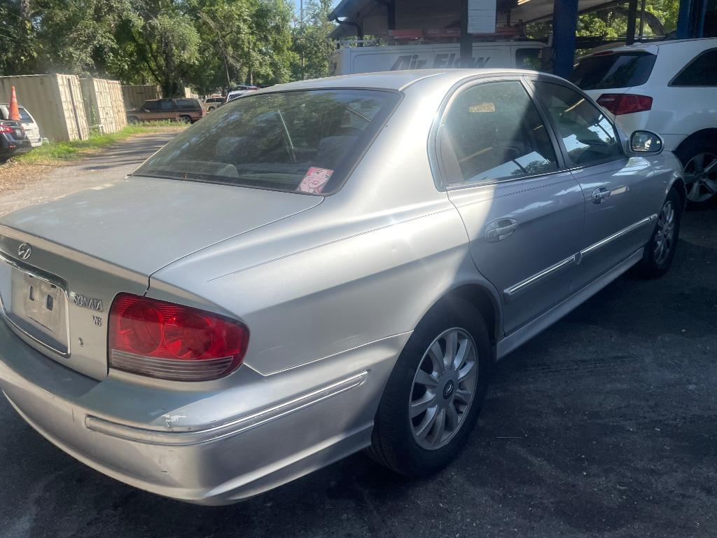 2004 Hyundai Sonata LX photo