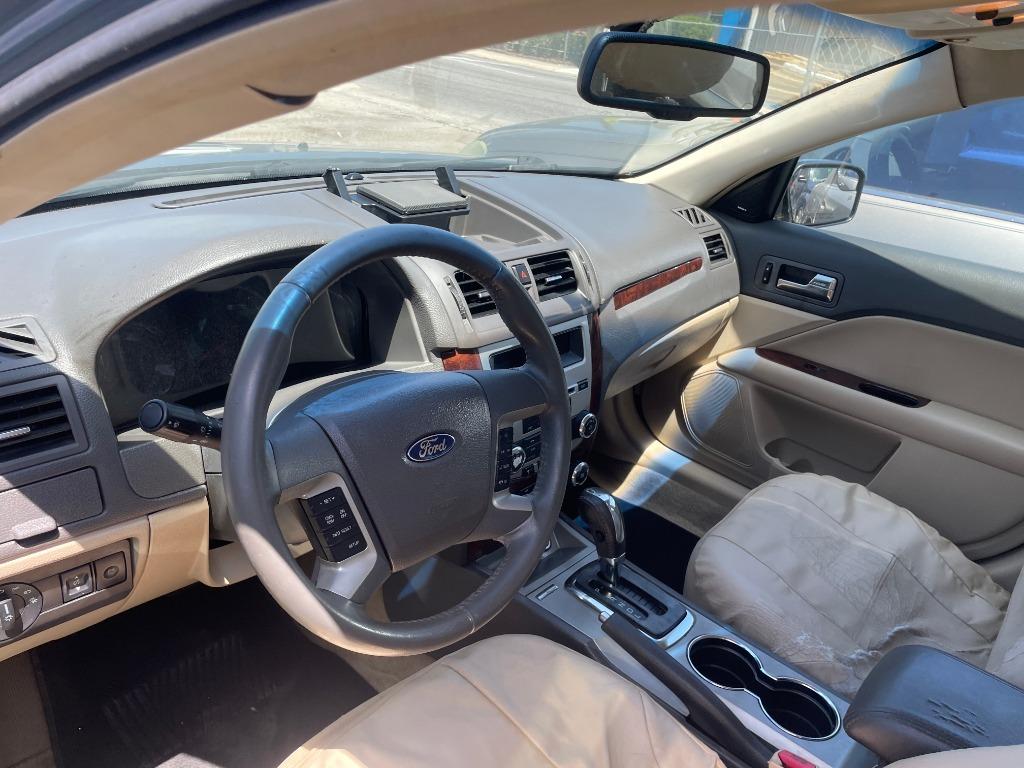 2011 Ford Fusion SEL photo