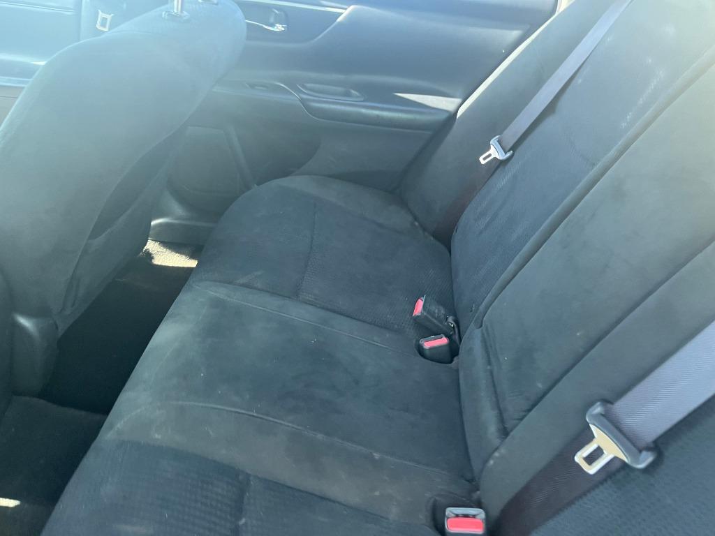 2015 Nissan Altima - $2,750