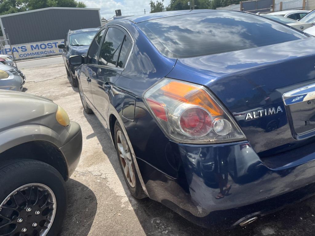 2012 Nissan Altima - $2,950