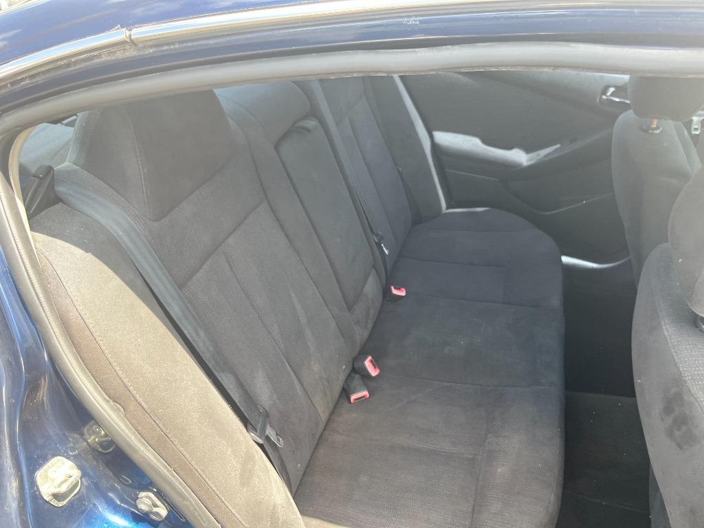 2012 Nissan Altima - $2,950