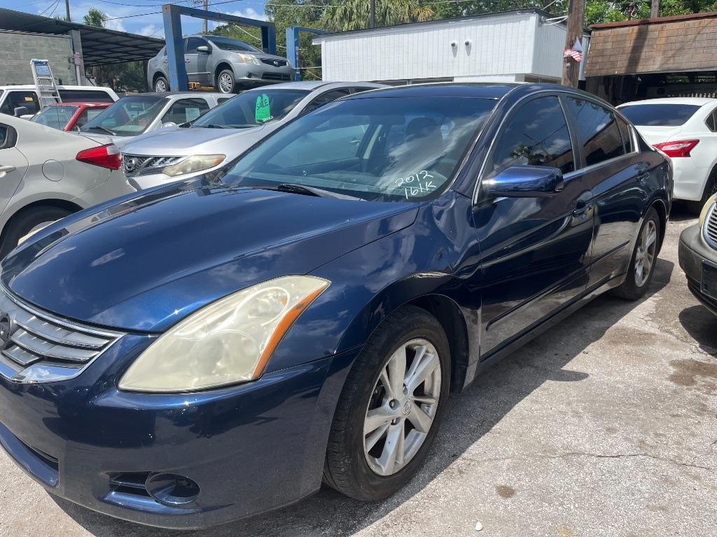 2012 Nissan Altima - $2,950