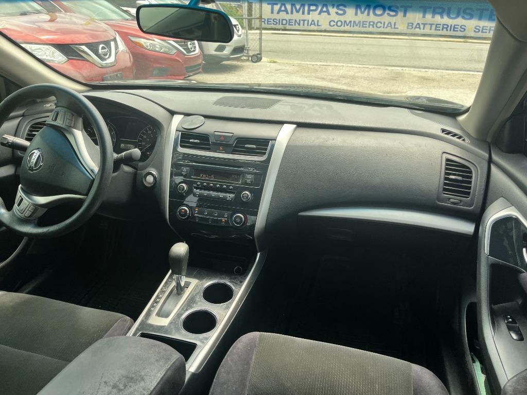 2013 Nissan Altima - $3,450