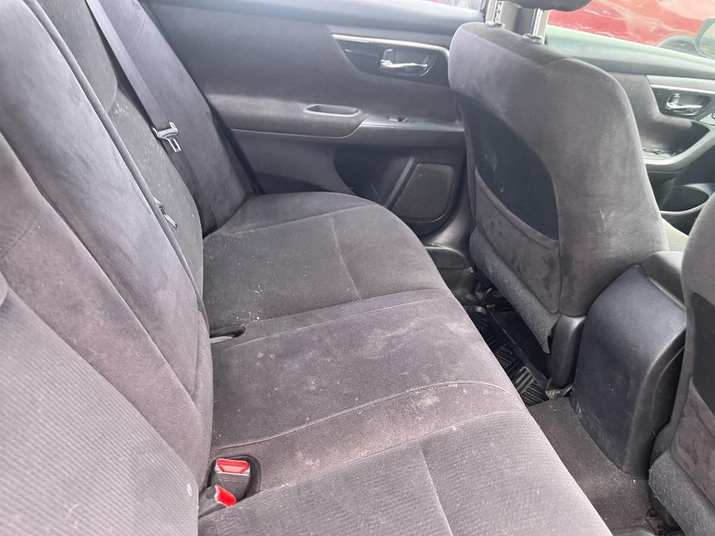 2013 Nissan Altima - $3,450
