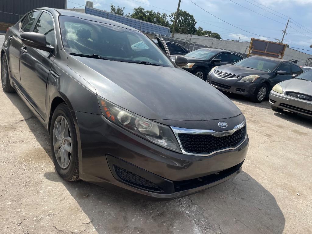 2011 Kia Optima LX photo