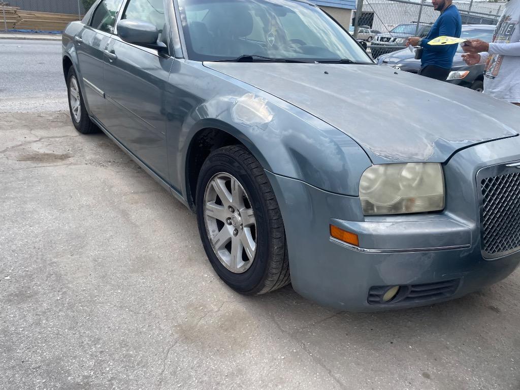 2007 Chrysler 300 Touring photo