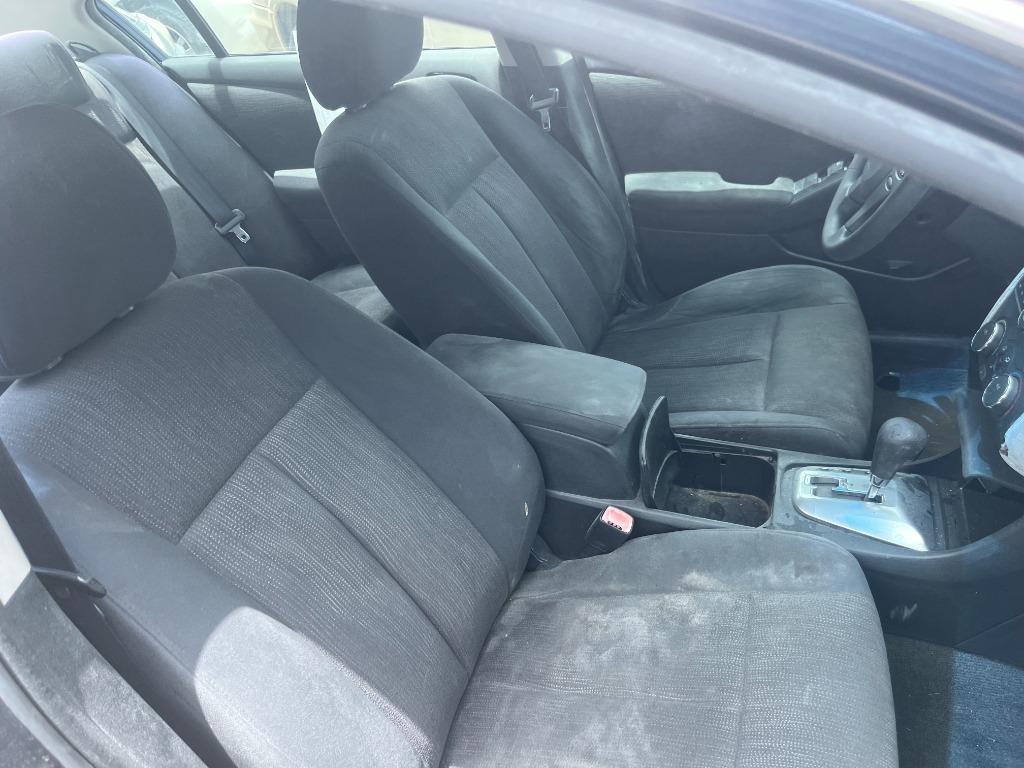2010 Nissan Altima - $3,250