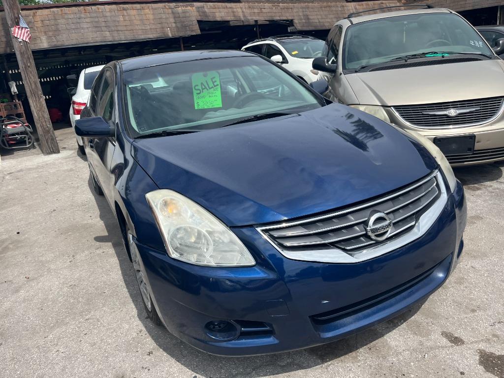 2010 Nissan Altima - $3,250