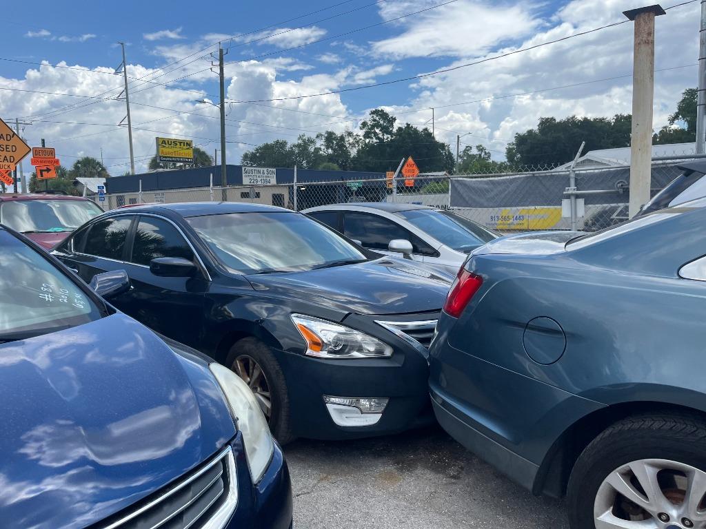 2014 Nissan Altima - $1,950