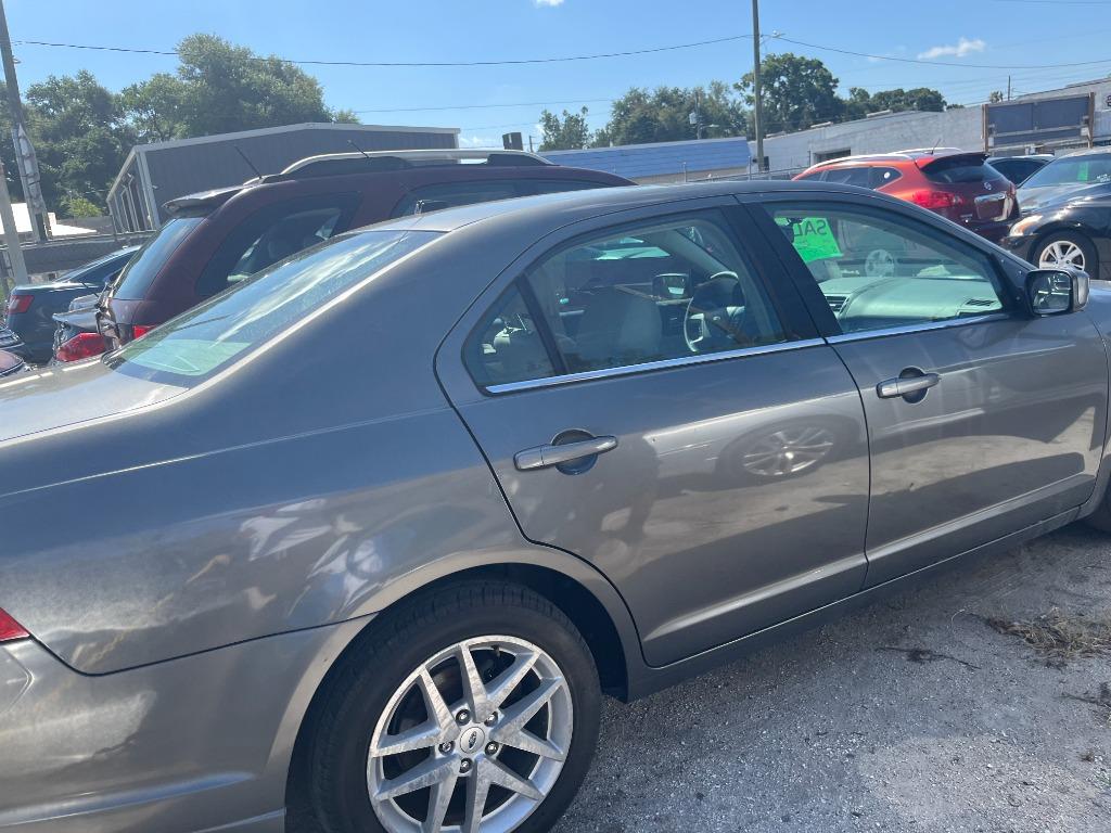 2012 Ford Fusion - $2,650